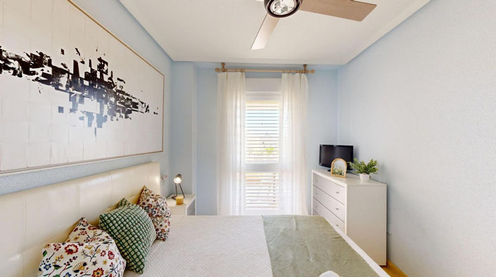 Image No.20-2 Bed Apartment for sale