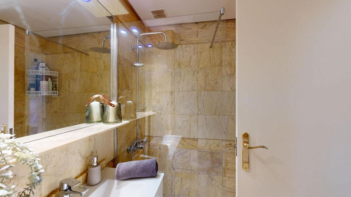 Image No.24-2 Bed Apartment for sale