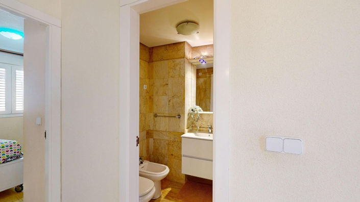 Image No.25-2 Bed Apartment for sale