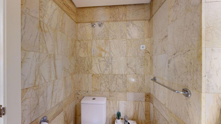 Image No.26-2 Bed Apartment for sale