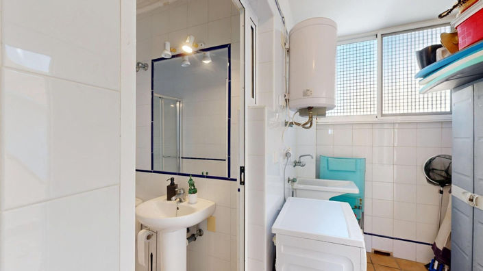 Image No.38-2 Bed Apartment for sale