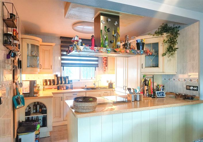 Image No.19-5 Bed Villa for sale