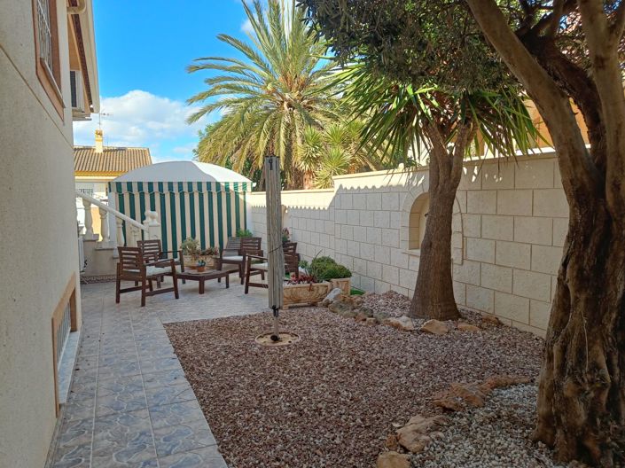 Image No.8-5 Bed Villa for sale