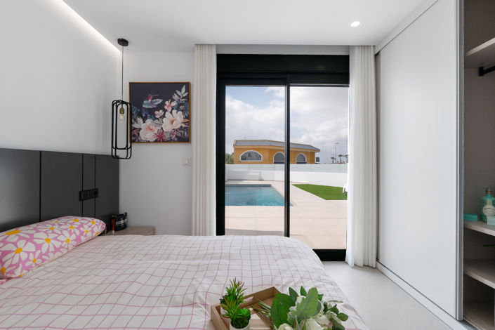 Image No.12-3 Bed Villa for sale