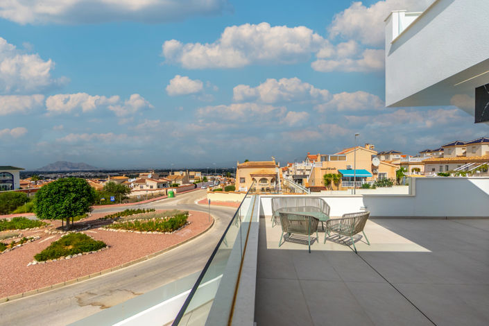 Image No.26-3 Bed Villa for sale