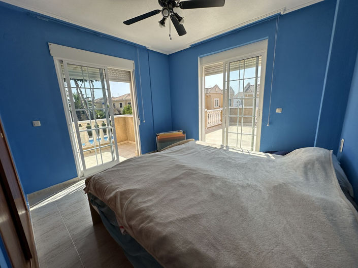 Image No.21-3 Bed Townhouse for sale