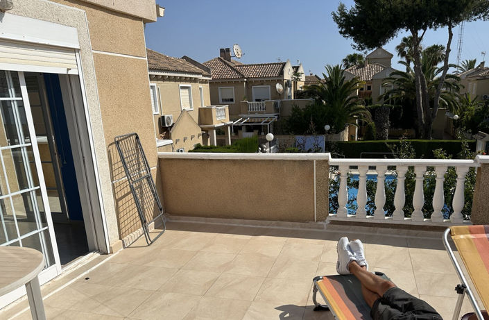 Image No.23-3 Bed Townhouse for sale