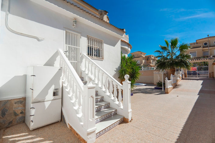 Image No.30-4 Bed Villa for sale