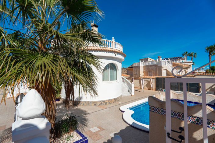 Image No.36-4 Bed Villa for sale