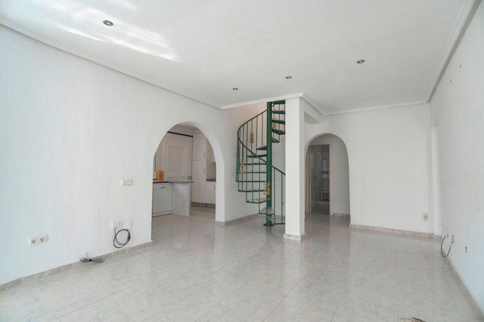 Image No.8-4 Bed Villa for sale