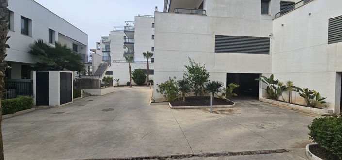 Image No.13-2 Bed Apartment for sale