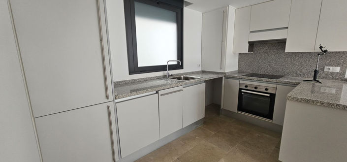 Image No.17-2 Bed Apartment for sale