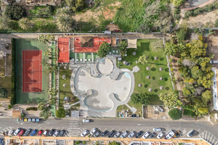 Image No.18-2 Bed Townhouse for sale