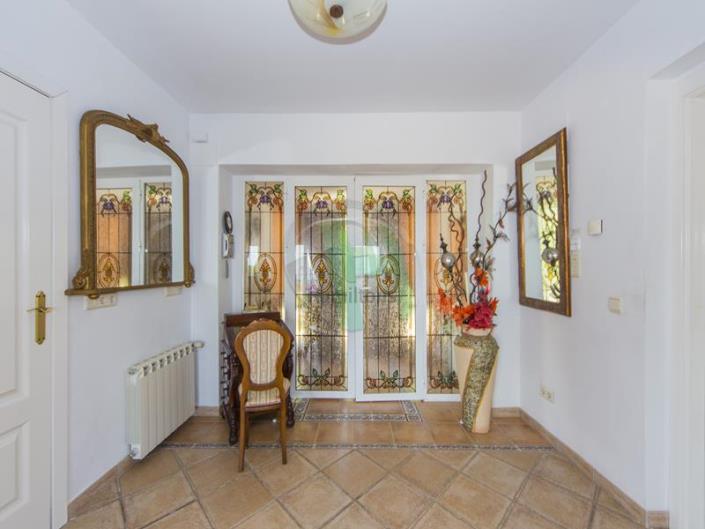 Image No.18-5 Bed Villa for sale