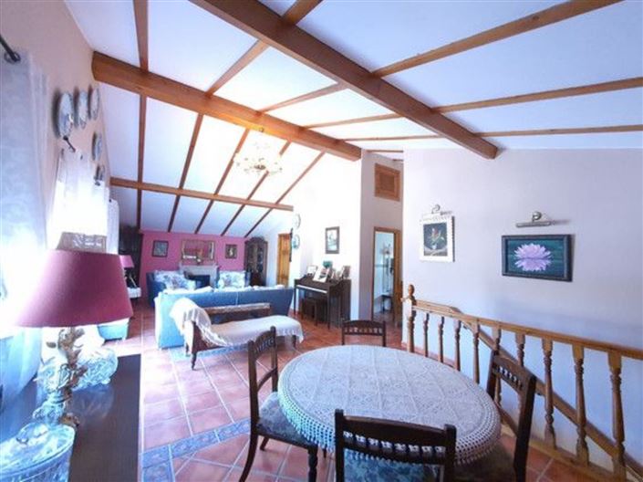 Image No.14-4 Bed Country House for sale