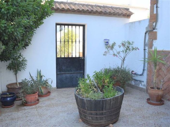 Image No.23-4 Bed Country House for sale