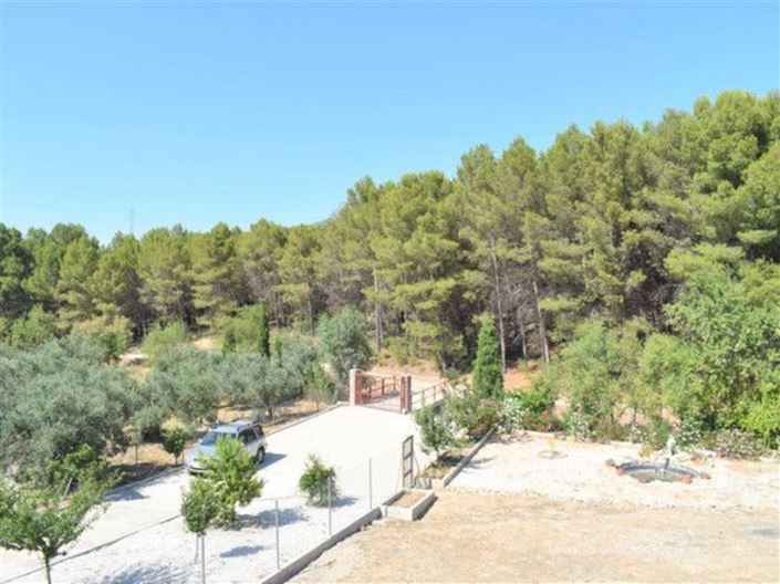 Image No.25-4 Bed Country House for sale