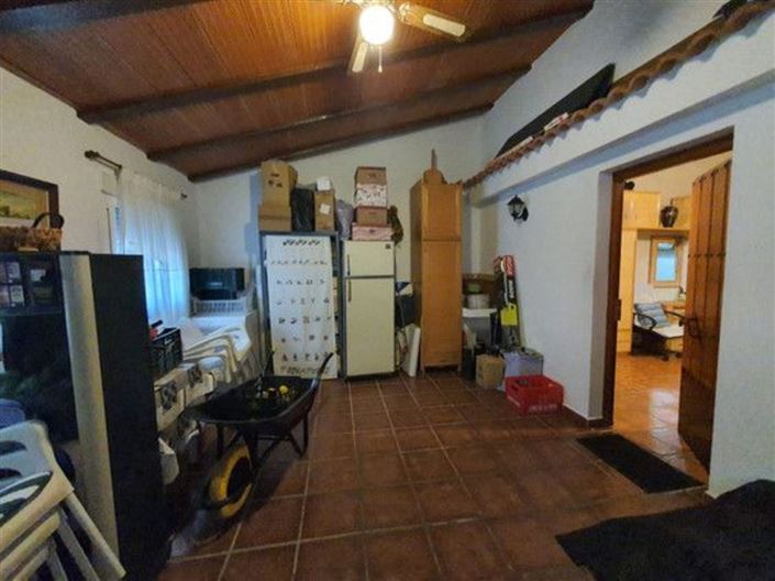 Image No.9-4 Bed Property for sale