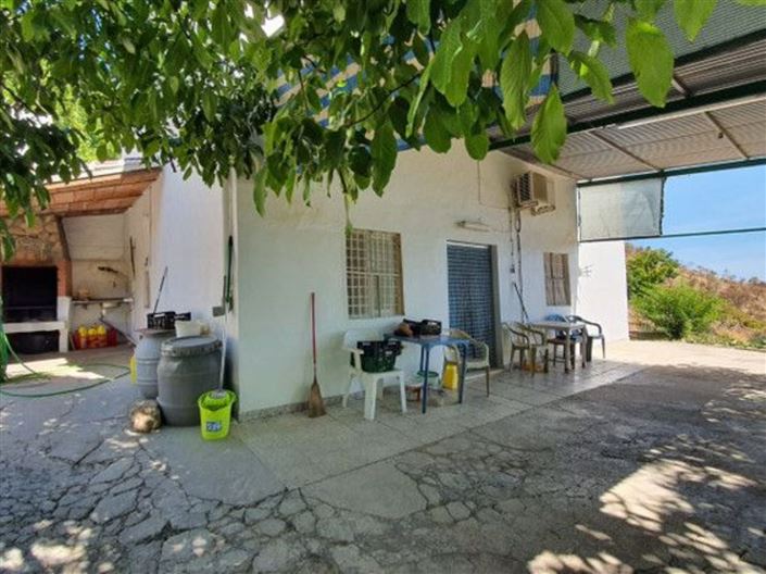 Image No.14-2 Bed Country House for sale