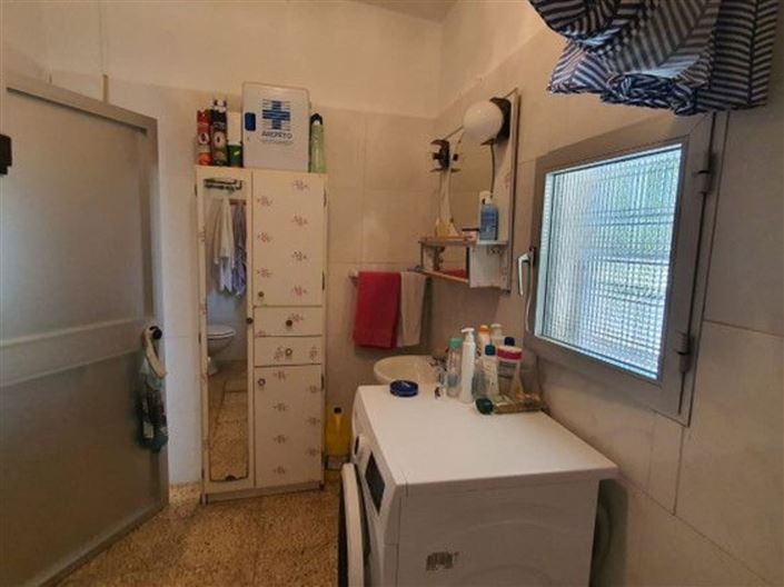 Image No.8-2 Bed Country House for sale