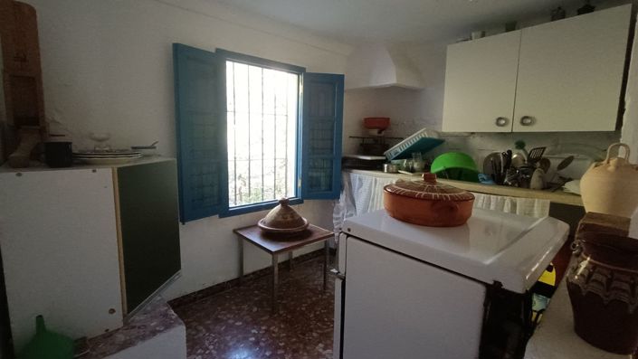 Image No.8-2 Bed Country House for sale