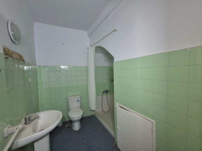 Image No.18-4 Bed Townhouse for sale