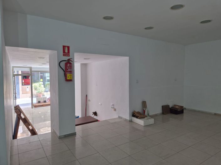 Image No.27-4 Bed Townhouse for sale