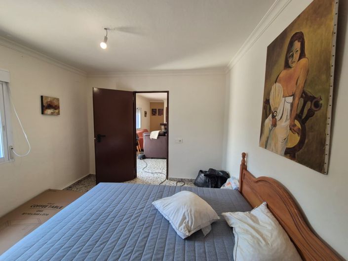 Image No.10-3 Bed Country House for sale