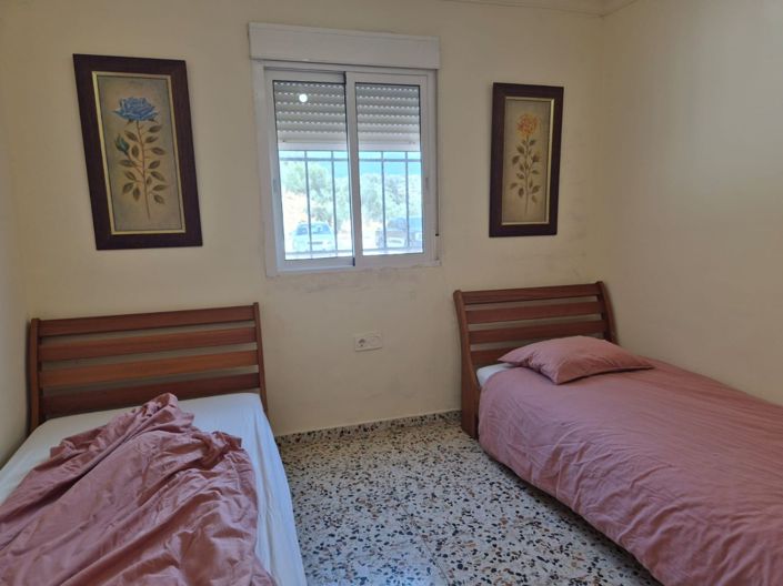 Image No.11-3 Bed Country House for sale