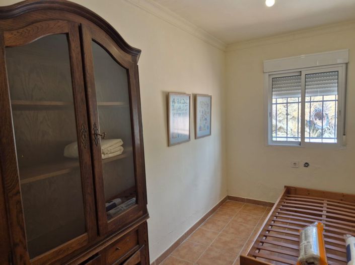 Image No.12-3 Bed Country House for sale