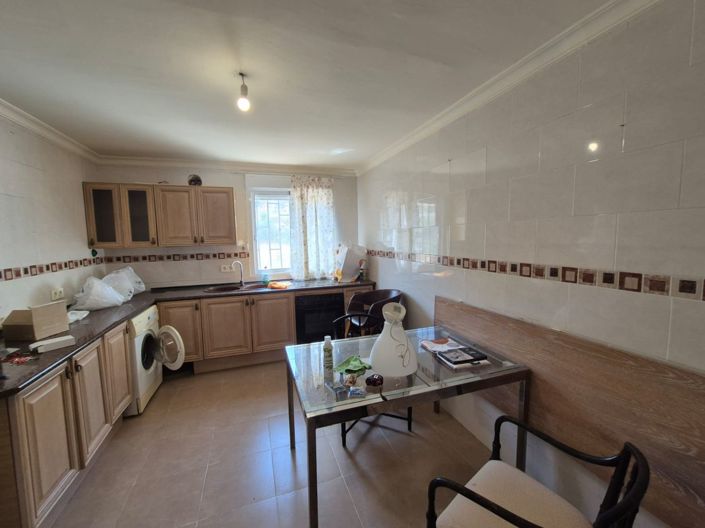 Image No.15-3 Bed Country House for sale