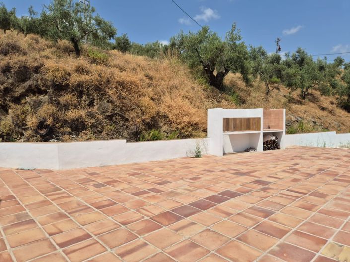 Image No.26-3 Bed Country House for sale