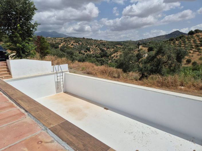 Image No.27-3 Bed Country House for sale