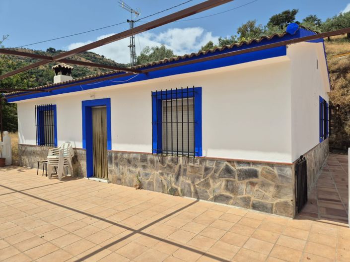 Image No.6-3 Bed Country House for sale