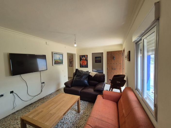 Image No.7-3 Bed Country House for sale