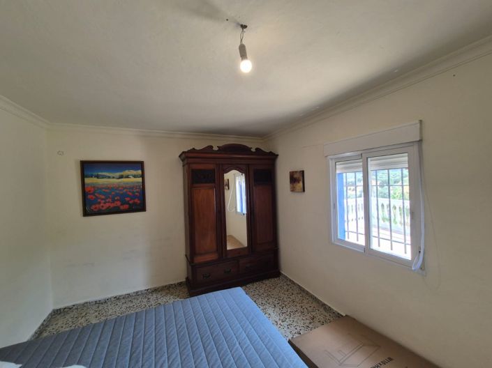 Image No.9-3 Bed Country House for sale