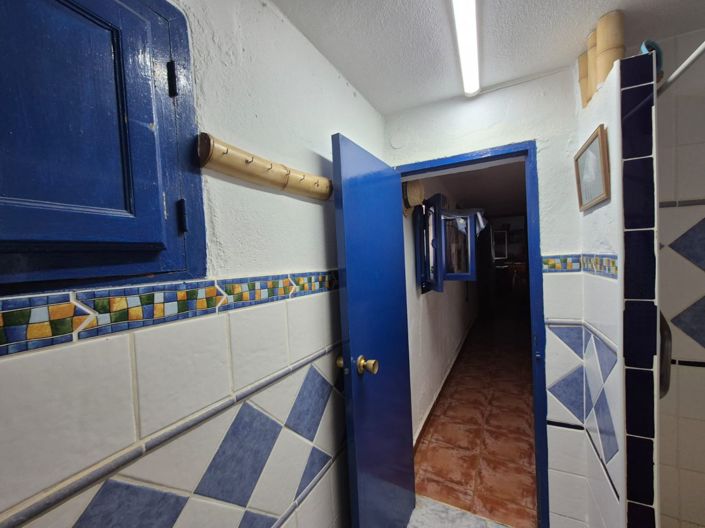 Image No.15-5 Bed Country House for sale