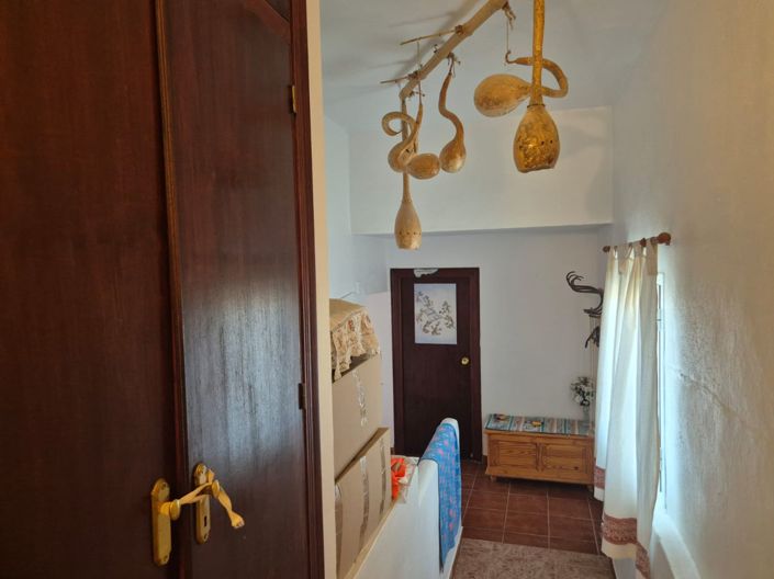 Image No.23-5 Bed Country House for sale