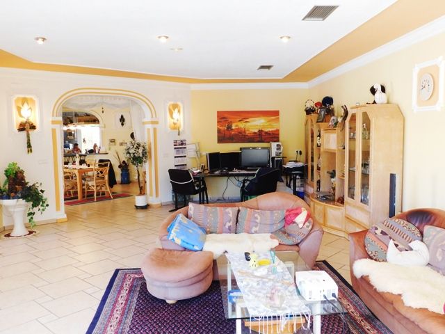 Image No.11-4 Bed Villa for sale