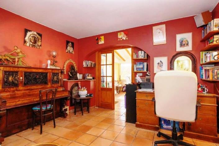 Image No.15-4 Bed Villa for sale