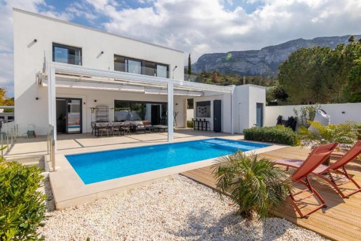 Image No.1-3 Bed House/Villa for sale
