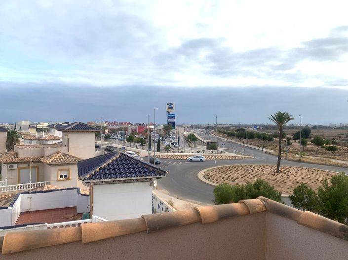 Image No.29-4 Bed Villa for sale