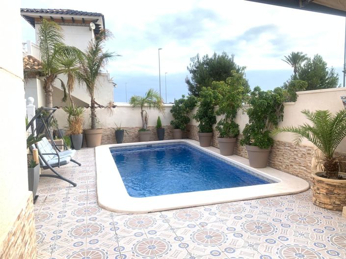 Image No.32-4 Bed Villa for sale