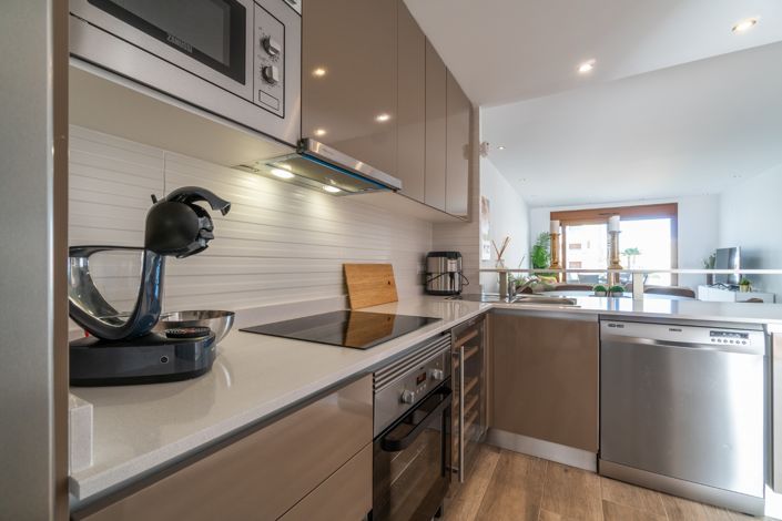 Image No.14-3 Bed Apartment for sale