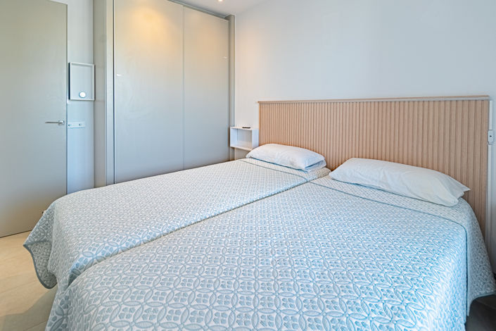 Image No.21-3 Bed Apartment for sale