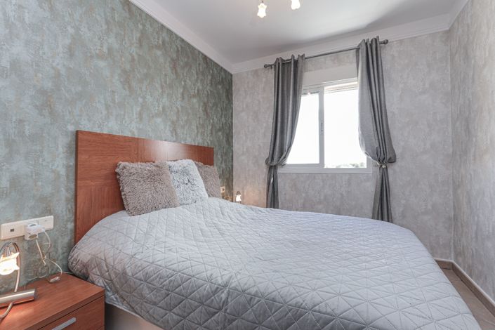 Image No.19-2 Bed Apartment for sale