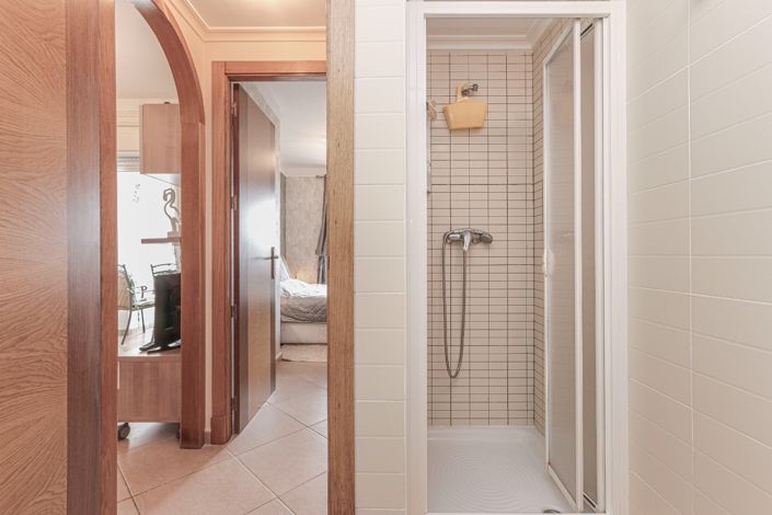 Image No.24-2 Bed Apartment for sale