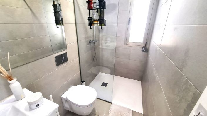 Image No.16-3 Bed Property for sale