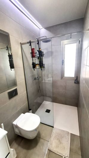 Image No.17-3 Bed Property for sale