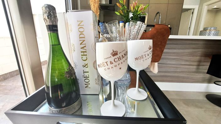 Image No.25-3 Bed Property for sale